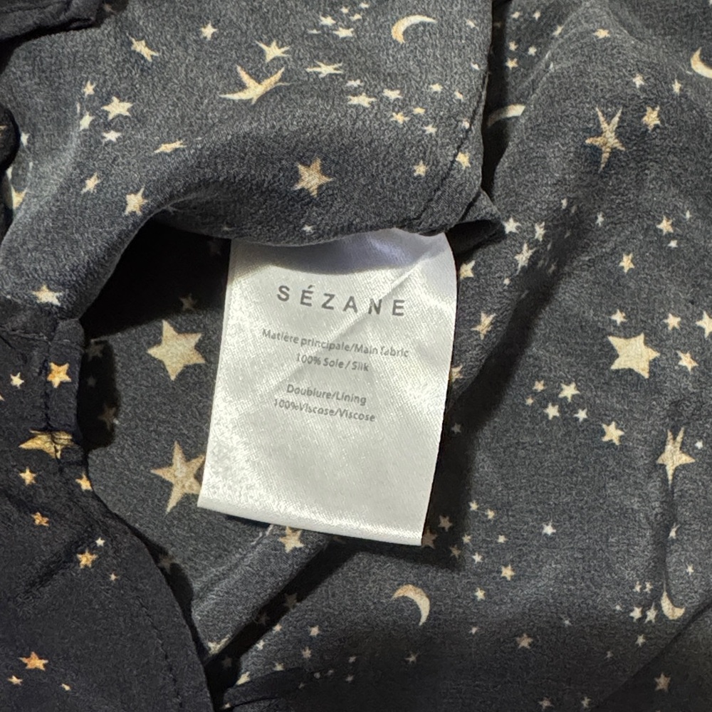 Black Star Print Top - Picture 3 of 4